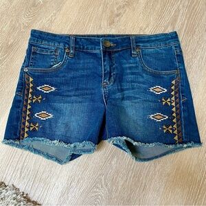 Kut from the Kloth Aztec Embroidered Denim Shorts size 8